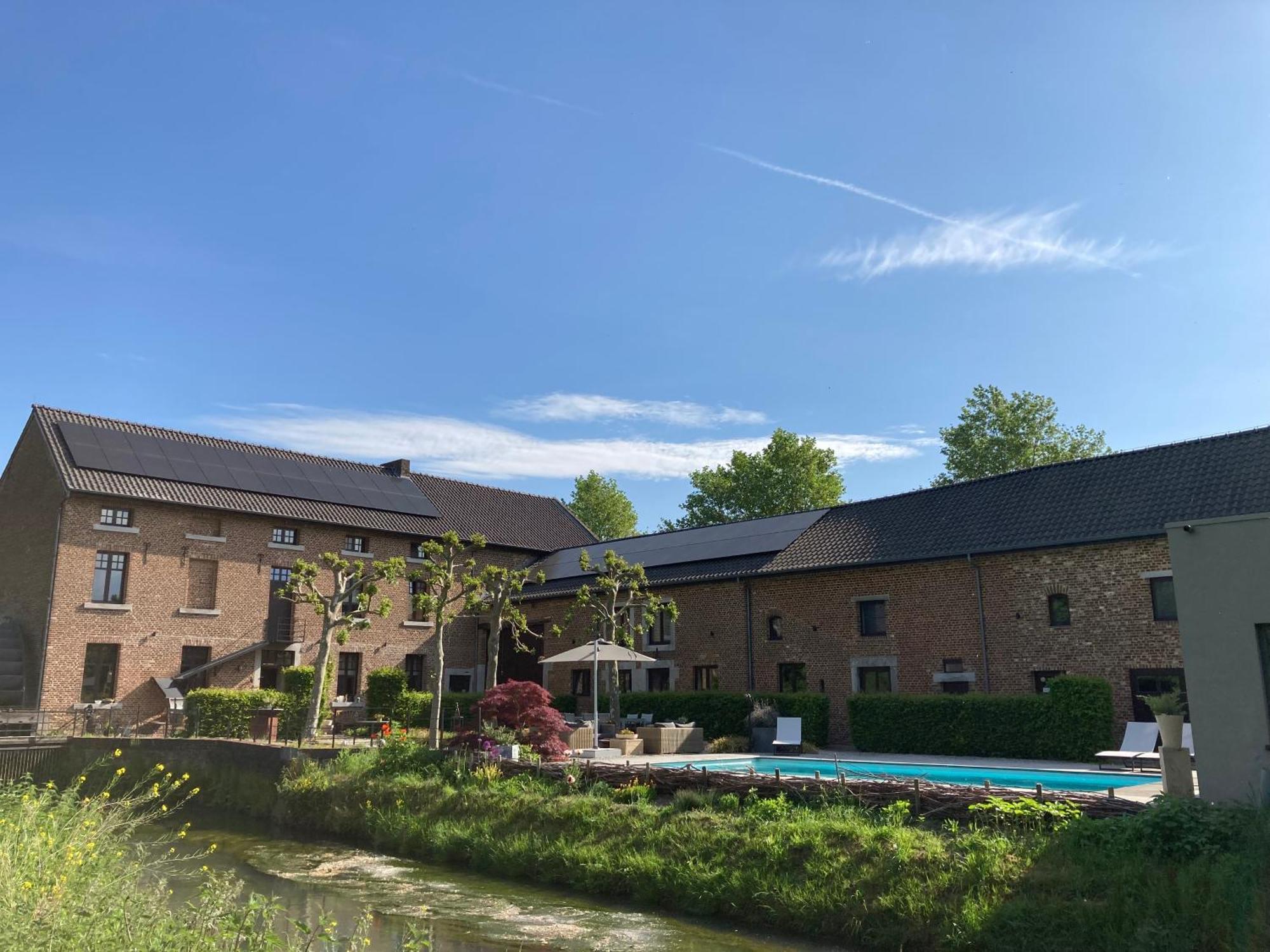 Bed and Breakfast De Ruttermolen Tongeren Esterno foto